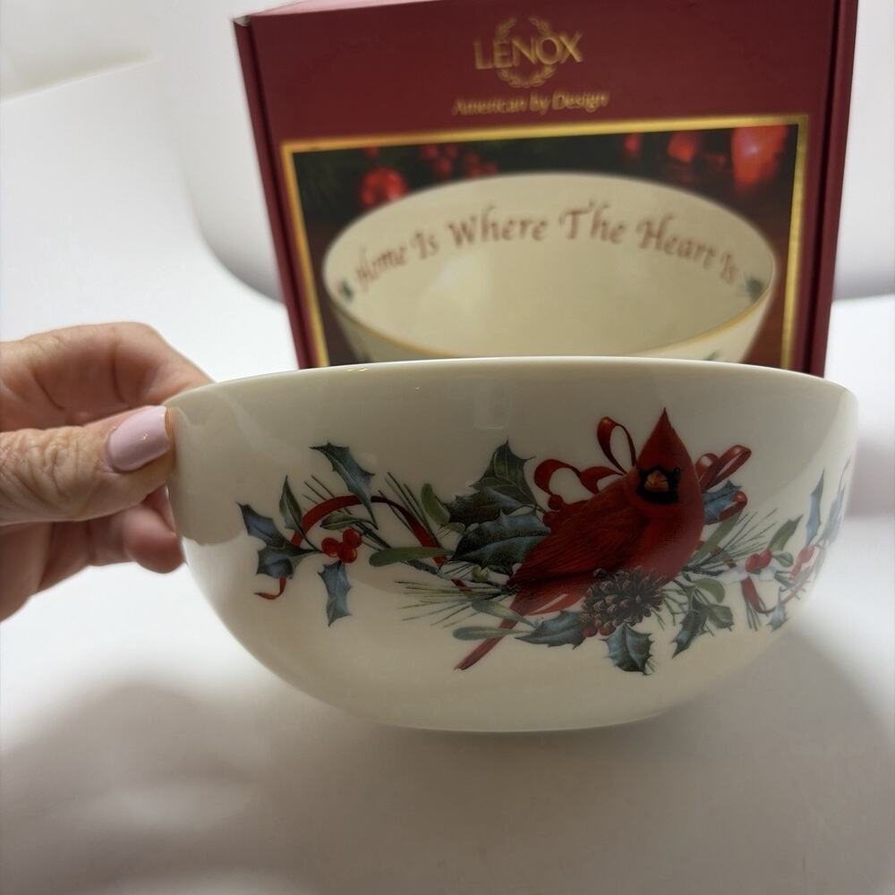Lenox Winter Greetings Cardinal Bowl "Home Is Where The Heart Is" New!